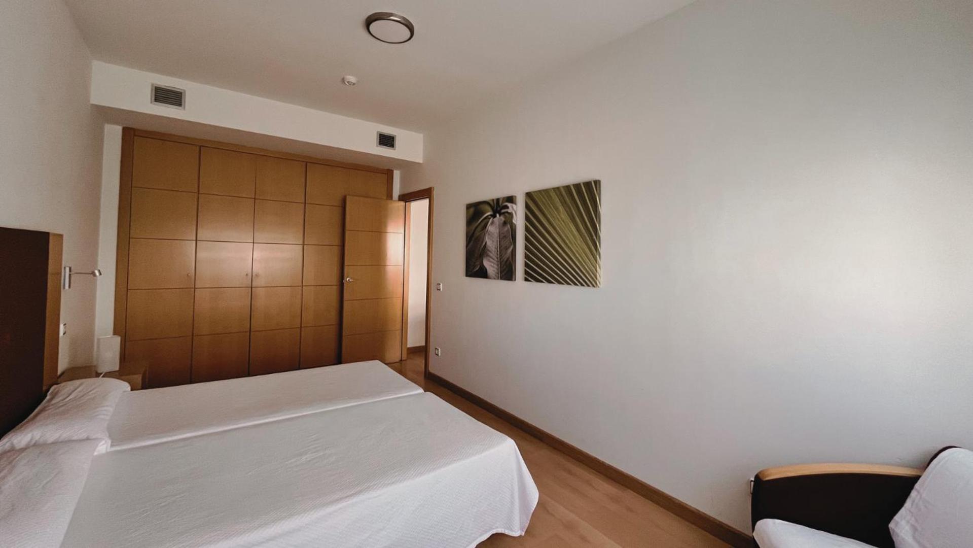 Hotel-Apartamentos Tartesos Las Rozas de Madrid Luaran gambar